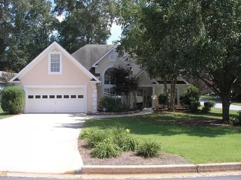 165 Arlington Dr, Covington, GA 30016 photo 1