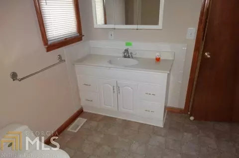 1700 Mural Dr, Morrow, GA 30260 photo 7
