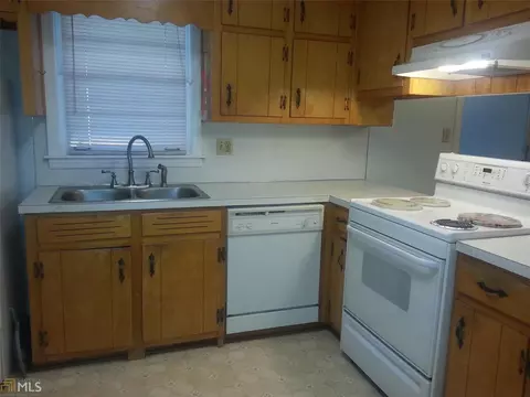 6201 Monica Dr, Morrow, GA 30260 photo 6