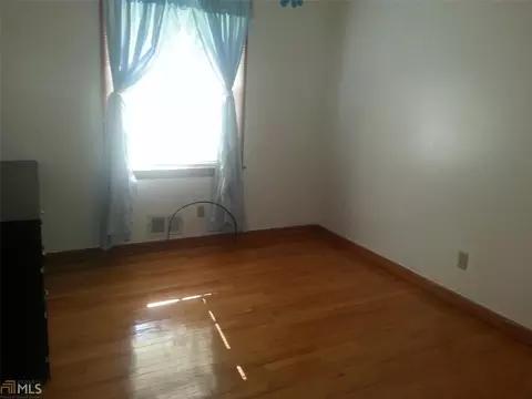 6201 Monica Dr, Morrow, GA 30260 photo 9