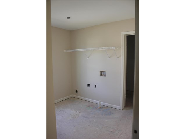 381 Pinnacle Dr, Winder, GA 30680 photo 8