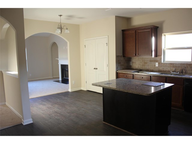 381 Pinnacle Dr, Winder, GA 30680 photo 3
