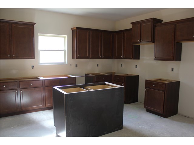 381 Pinnacle Dr, Winder, GA 30680 photo 4