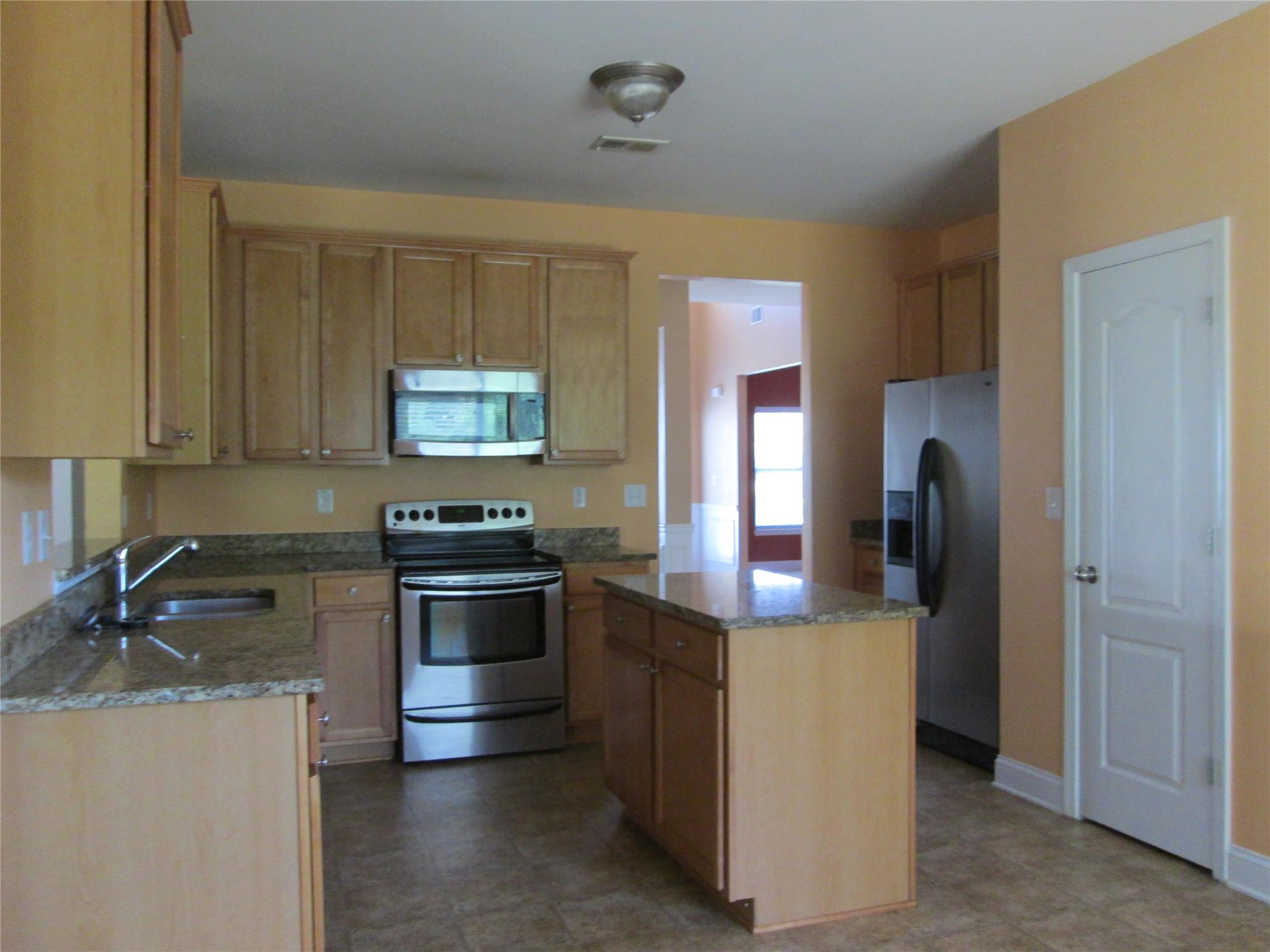 4135 Eldon Dr, Fairburn, GA 30213 photo 7