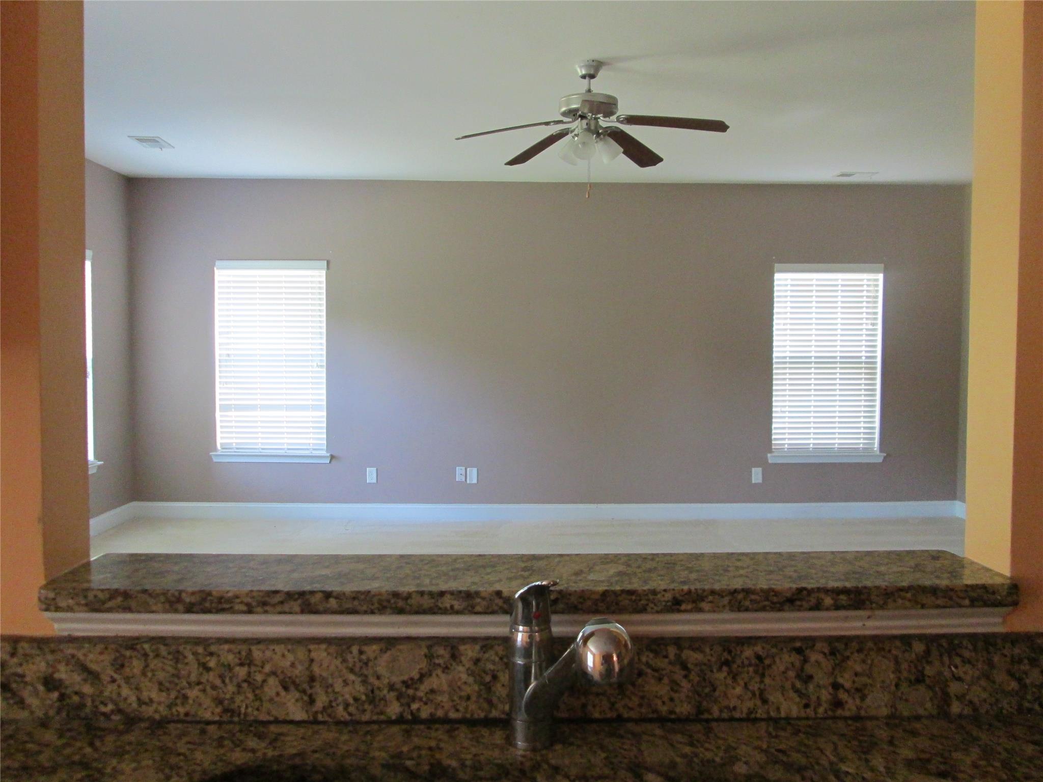 4135 Eldon Dr, Fairburn, GA 30213 photo 10