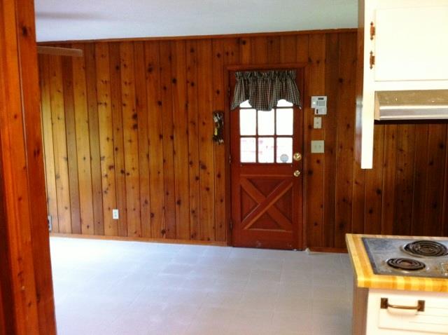 1940 Pine Valley Dr, Morrow, GA 30260 photo 2