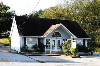 217 Savannah St W, Toccoa, GA 30577 photo 1