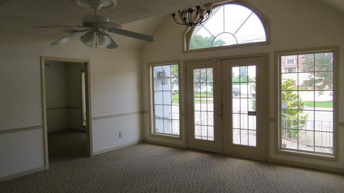 217 Savannah St W, Toccoa, GA 30577 photo 21