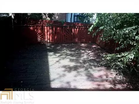 602 Farmbrook Trl NE, Kennesaw, GA 30144 photo 9