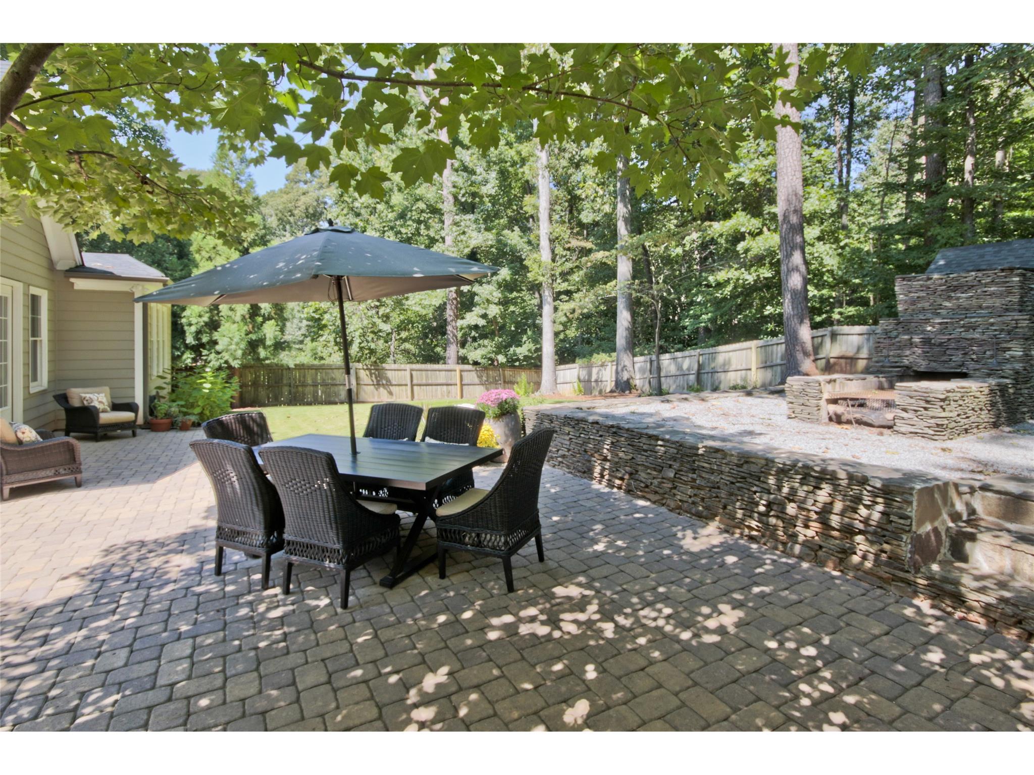 3520 Hildon Cir, Chamblee, GA 30341 photo 2