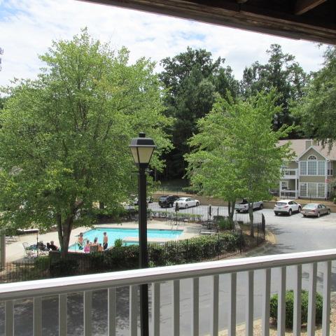 413 Berkeley Woods Dr, Duluth, GA 30096 photo 3
