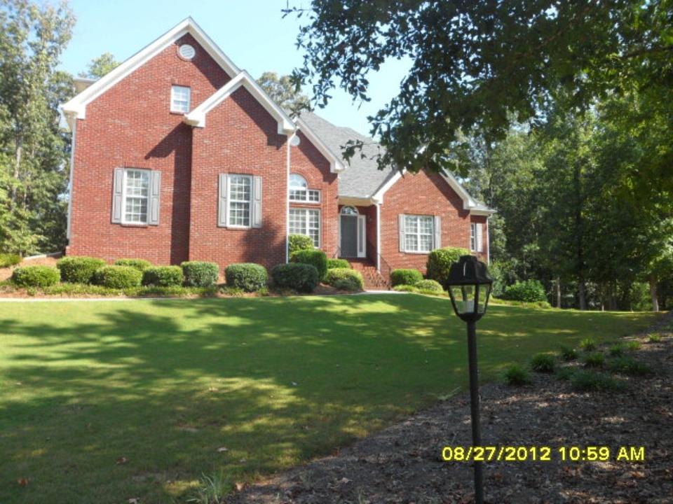 300 Oconee Ln, Commerce, GA 30529 photo 1