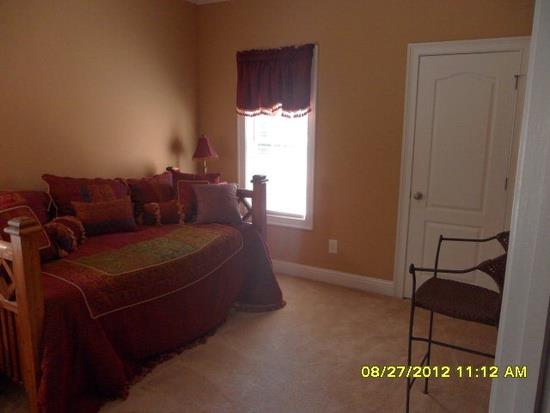 300 Oconee Ln, Commerce, GA 30529 photo 8