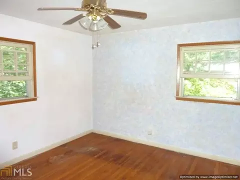 5291 Laurel Cir, Morrow, GA 30260 photo 4