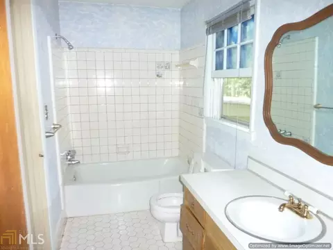 5291 Laurel Cir, Morrow, GA 30260 photo 5