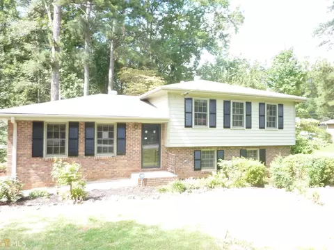 5291 Laurel Cir, Morrow, GA 30260 photo 1