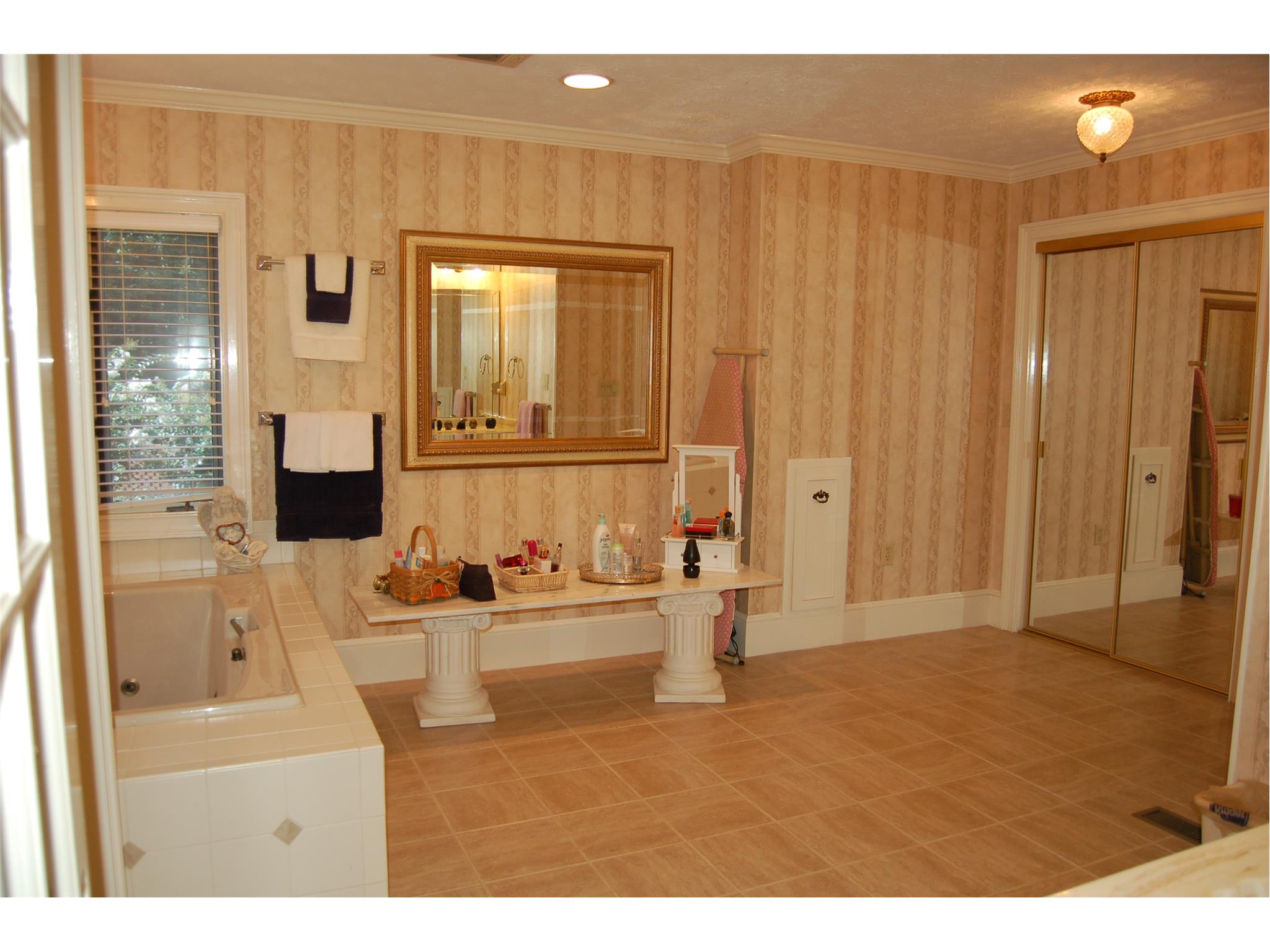 3480 Thompson Mill Rd, Buford, GA 30519 photo 13