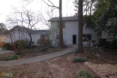 693 Falling Leaf Dr NW, Lilburn, GA 30047 photo 24