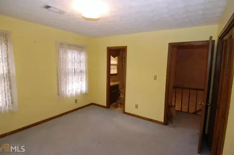 693 Falling Leaf Dr NW, Lilburn, GA 30047 photo 12
