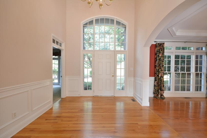 110 Riverview Dr, Suwanee, GA 30024 photo 3