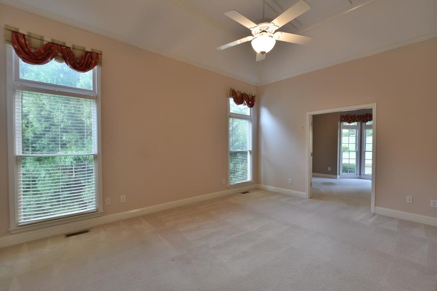 110 Riverview Dr, Suwanee, GA 30024 photo 12