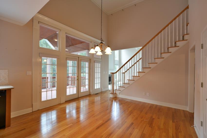 110 Riverview Dr, Suwanee, GA 30024 photo 11