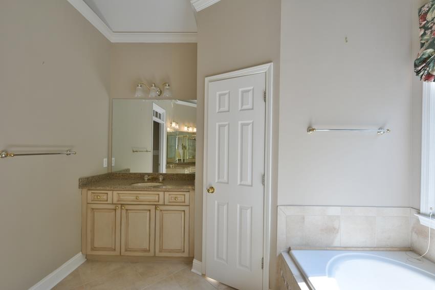 110 Riverview Dr, Suwanee, GA 30024 photo 16