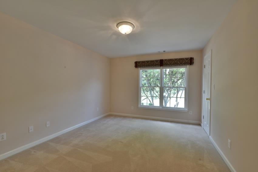 110 Riverview Dr, Suwanee, GA 30024 photo 18