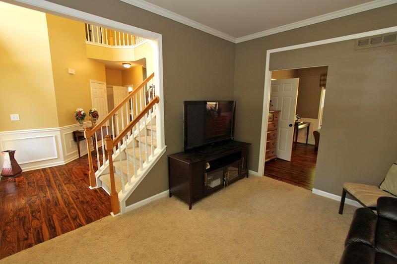 3245 Maple Terrace Dr, Suwanee, GA 30024 photo 3
