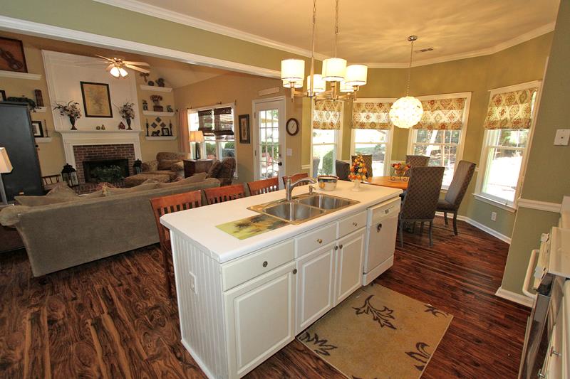 3245 Maple Terrace Dr, Suwanee, GA 30024 photo 9