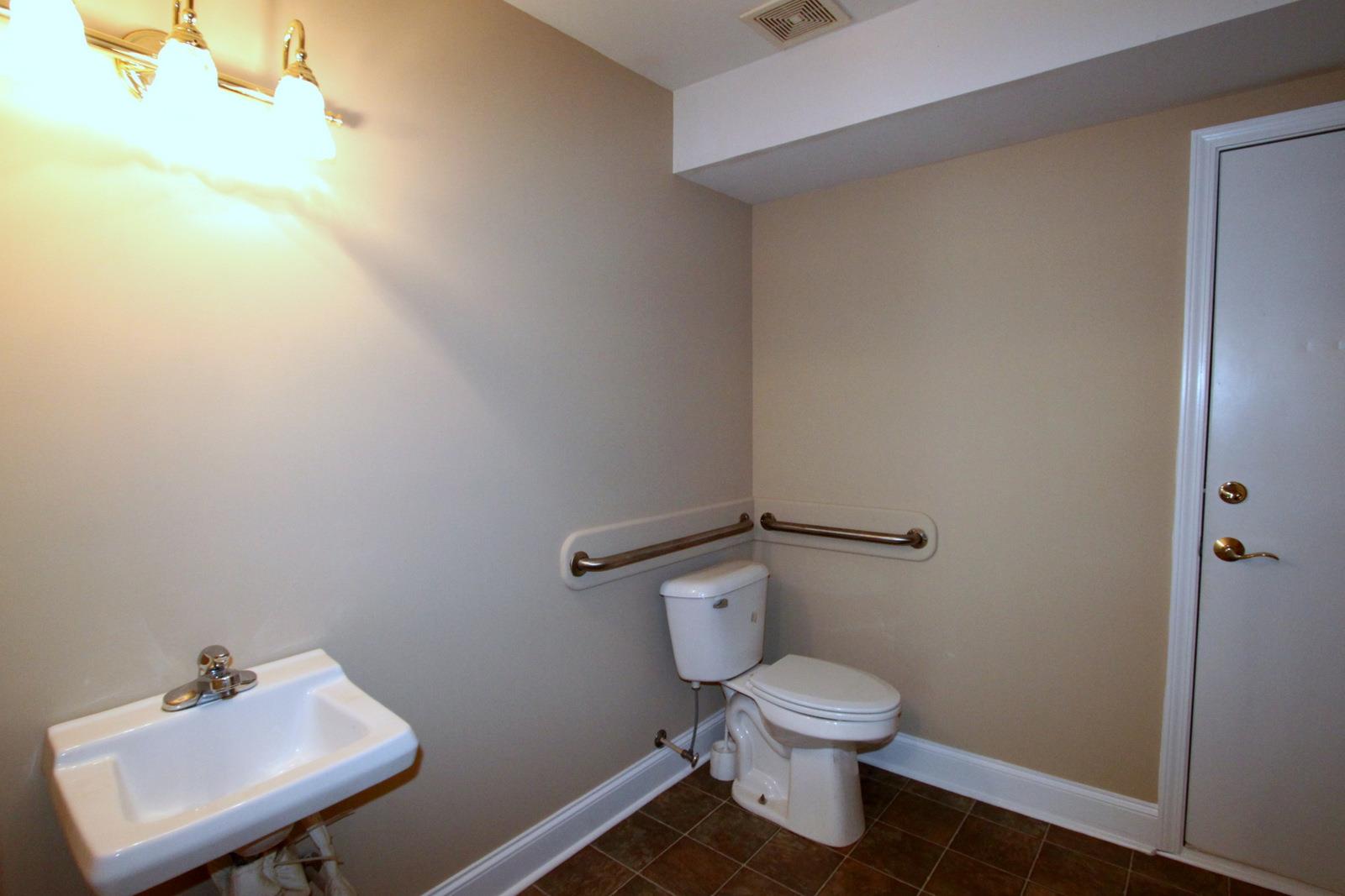 278 W Main St, Buford, GA 30518 photo 17