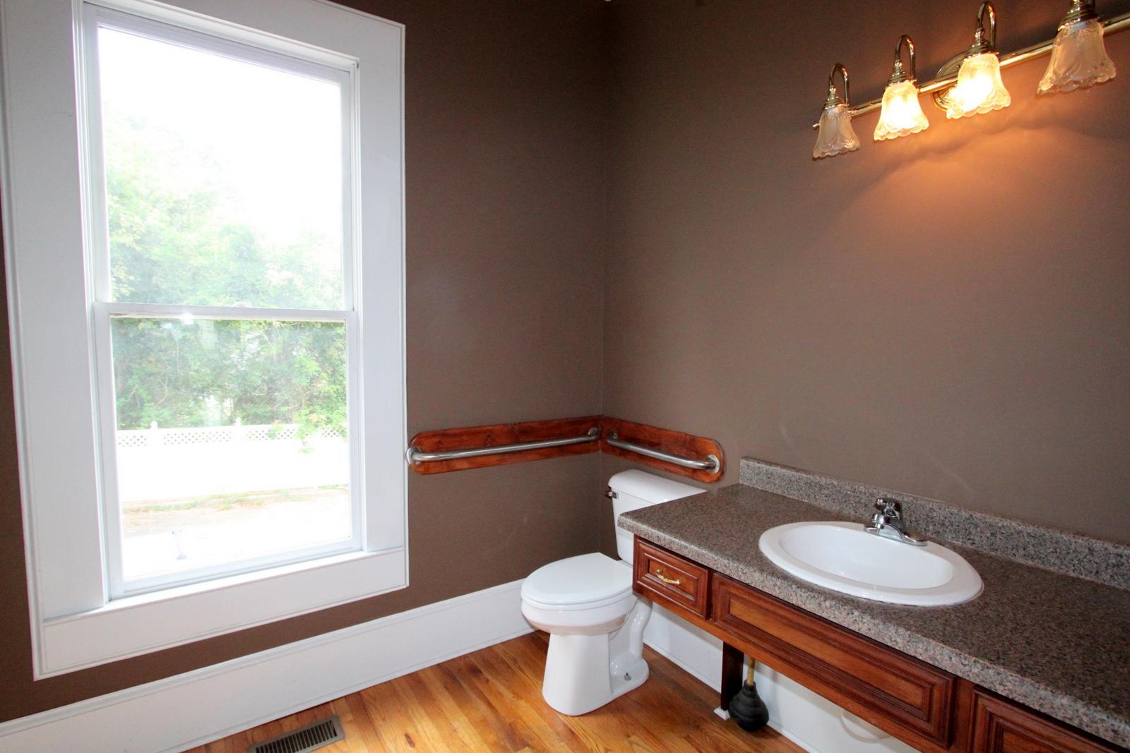 278 W Main St, Buford, GA 30518 photo 14