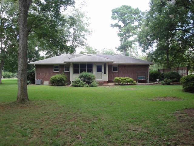 967 Old Post Rd, Madison, GA 30650 photo 4