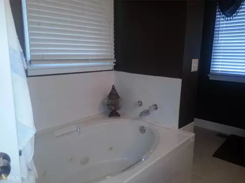 386 Jack Neely Rd, Covington, GA 30016 photo 8