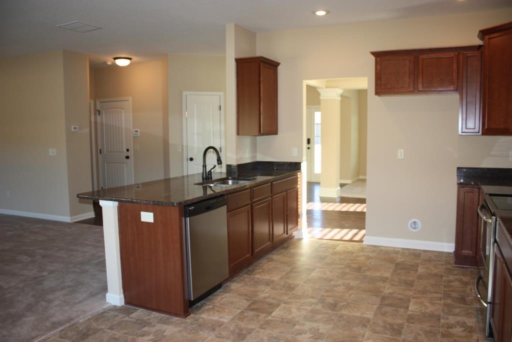 524 Bryant Lake Blvd, Lagrange, GA 30241 photo 12