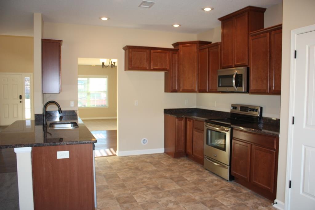 524 Bryant Lake Blvd, Lagrange, GA 30241 photo 3