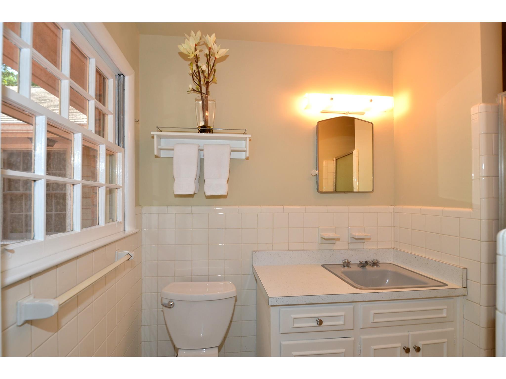 3294 Embry Cir, Chamblee, GA 30341 photo 14