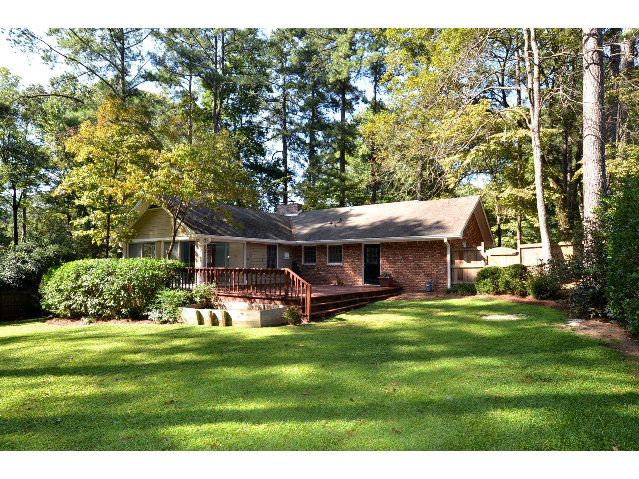 3294 Embry Cir, Chamblee, GA 30341 photo 21