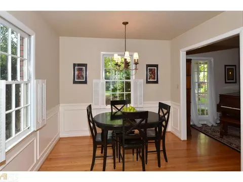 3294 Embry Cir, Chamblee, GA 30341 photo 3