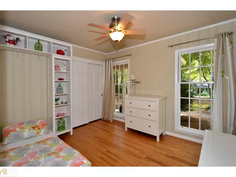 3294 Embry Cir, Chamblee, GA 30341 photo 11
