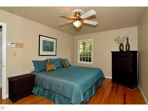 3294 Embry Cir, Chamblee, GA 30341 photo 13