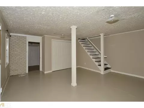 3294 Embry Cir, Chamblee, GA 30341 photo 15