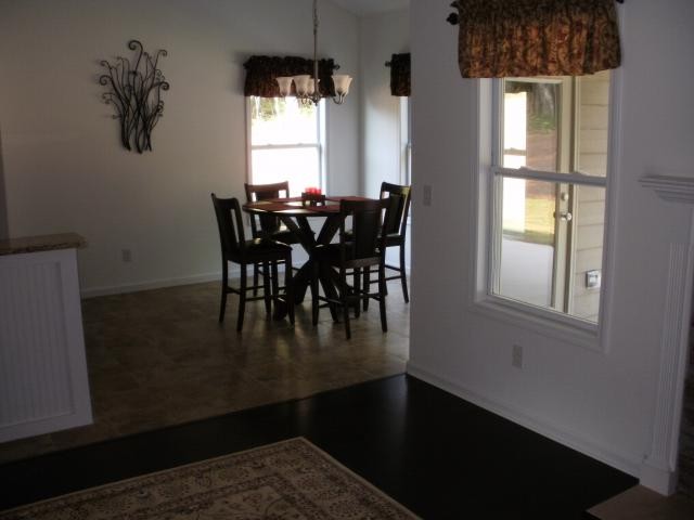 403 Oakwind Dr, Canton, GA 30114 photo 4