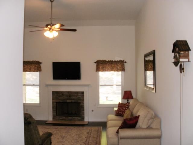 403 Oakwind Dr, Canton, GA 30114 photo 3