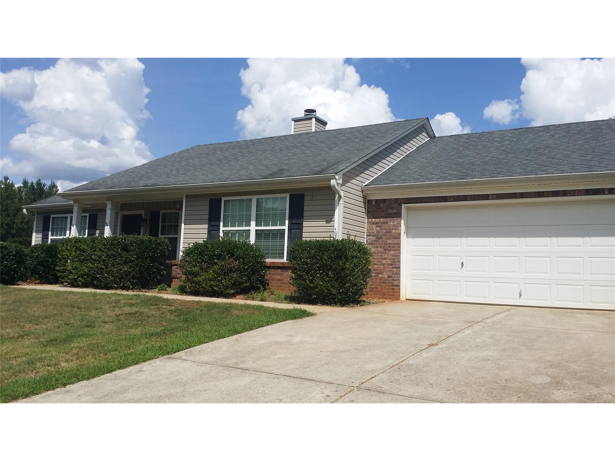 105 Platte St, Winder, GA 30680 photo 2