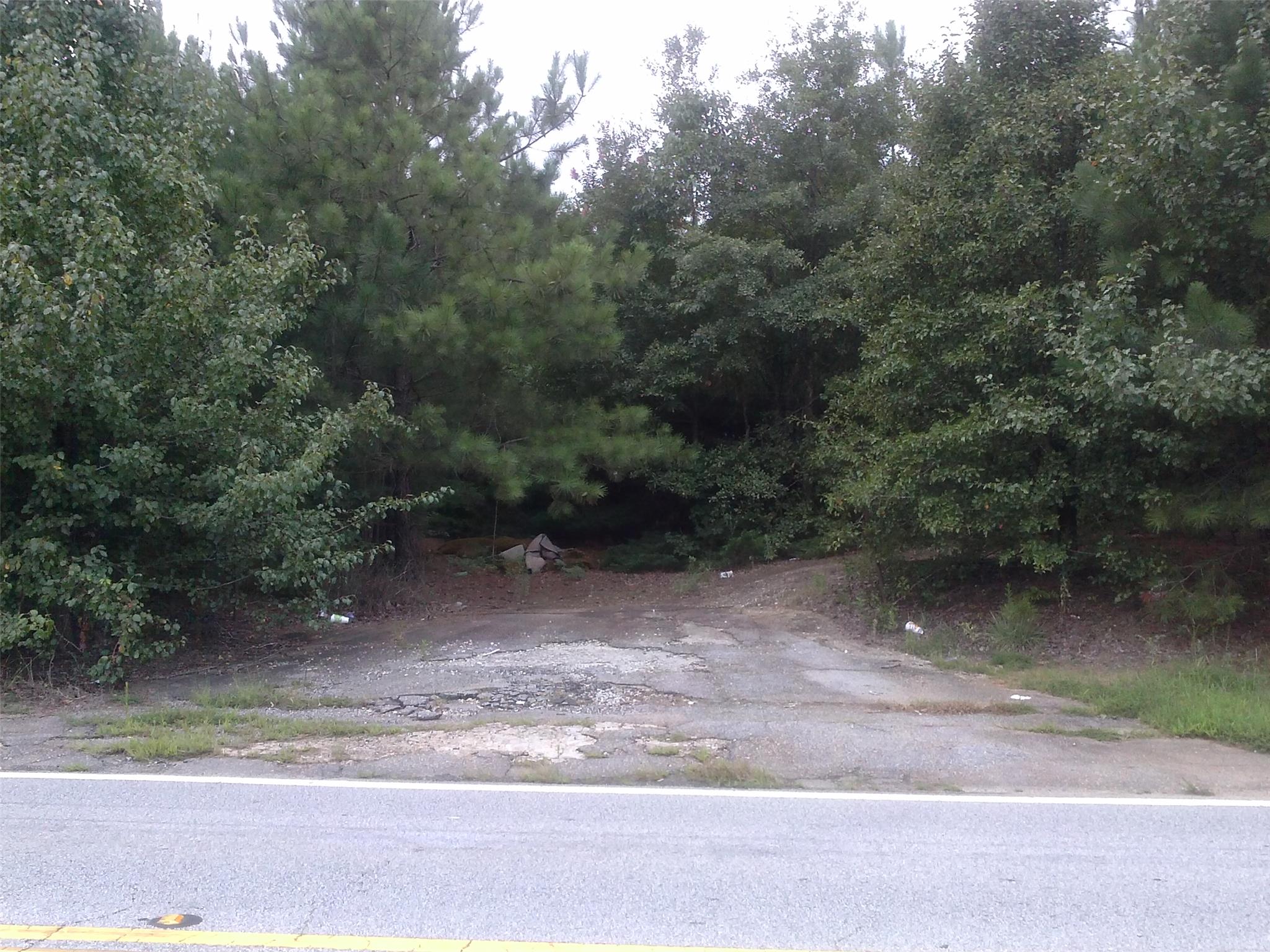 1815 Old Covington Hwy, Conyers, GA 30013 photo 2