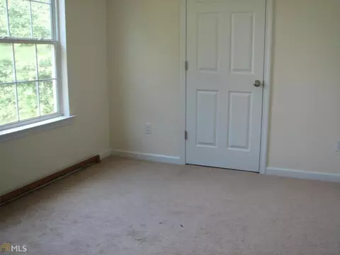 130 Oakmont Dr, Lagrange, GA 30240 photo 5