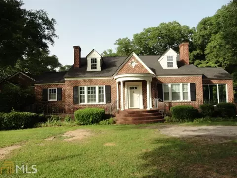 135 S Second St, Cochran, GA 31014 photo 1