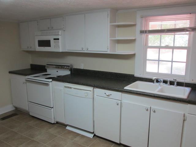 112 Jefferson St, Valley, AL 36854 photo 4