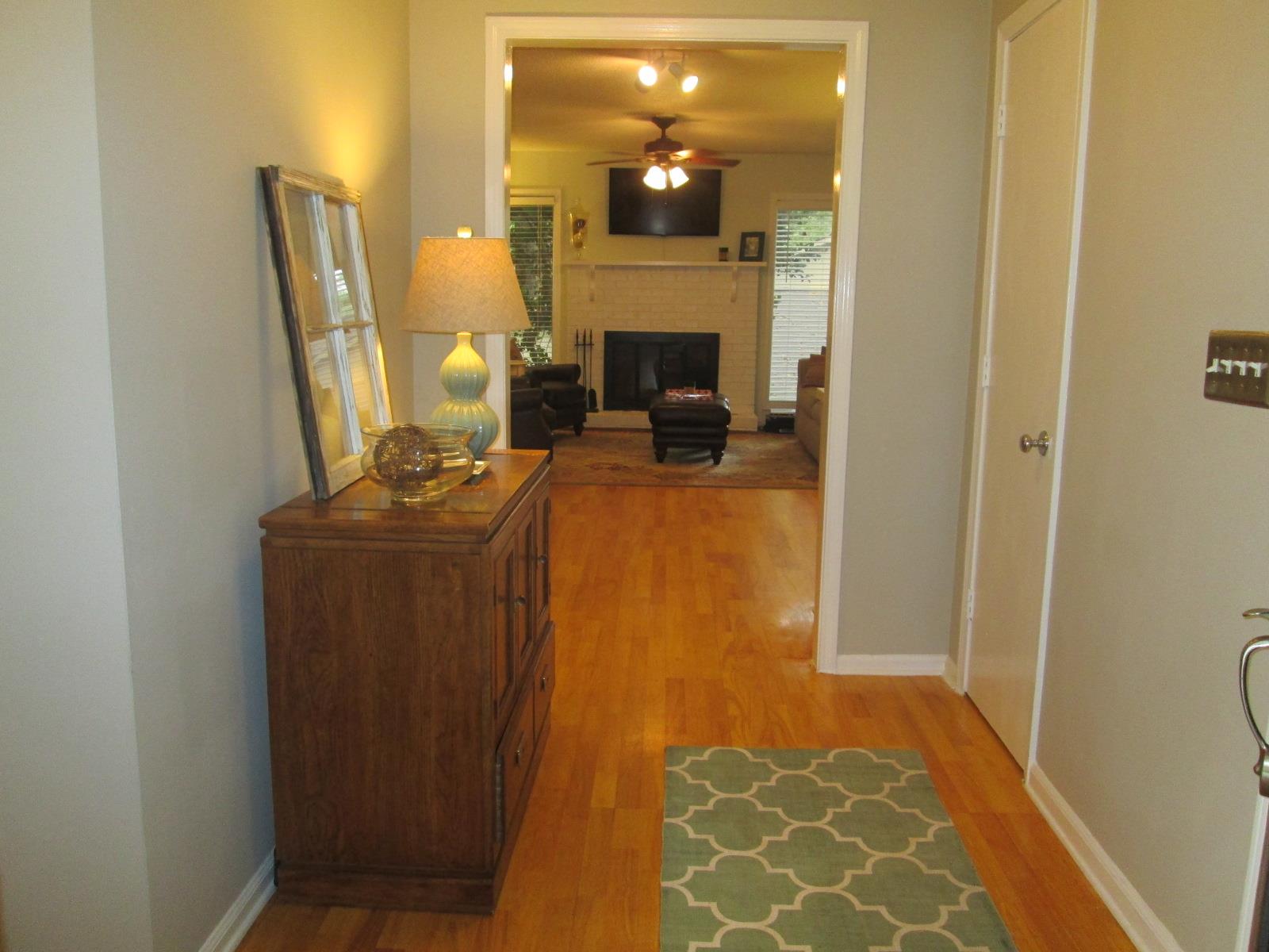 4221 Admiral Dr, Chamblee, GA 30341 photo 2